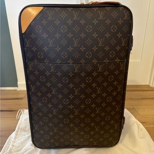 Louis Vuitton Monogram Pegasus Legere roller suitcase